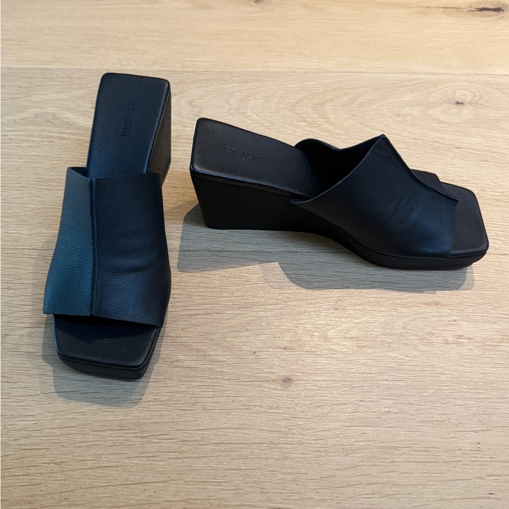 St. Agni Black Minimalist Mules - Picture 4 of 4